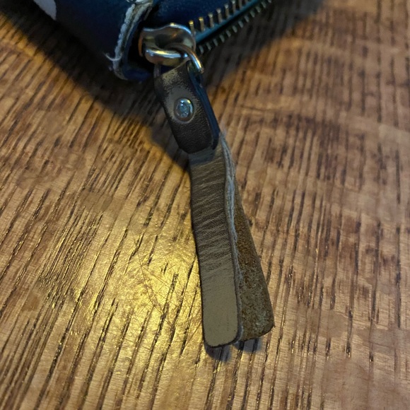 Kate Spade Wallet - Picture 10 of 10